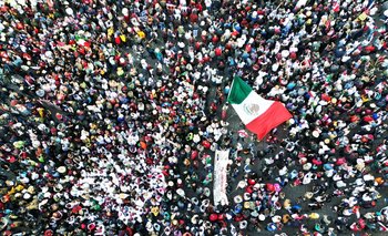 Marcha multitudinaria en apoyo al gobierno de López Obrador
