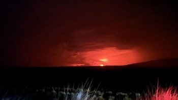 Imagen tomada en las cercanías del volcán este lunes.