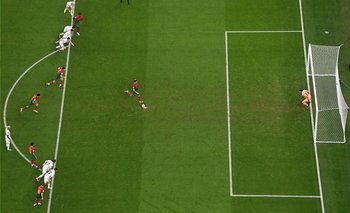 El penal con el que Portugal marcó el 2-0