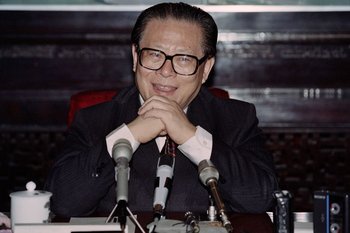 El expresidente chino Jiang Zemin (foto tomada en abril de 1992)
