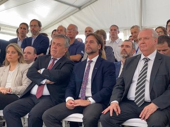 El presidente participó en la inauguración de torres de malteo en La Paz, Canelones