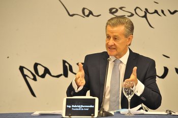 El presidente de Antel Gabriel Gurméndez