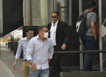 Luego de citar a integrantes de Peñarol, el fiscal investiga a usuarios de Twitter
