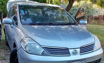 Nissan Tiida Latio A/T (año 2005).
