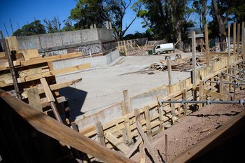 La construcción del ecocentro a los pies del Cementerio del Buceo recién está comenzando