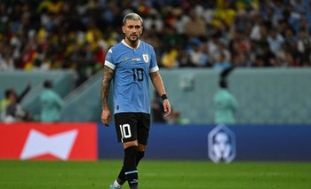 De Arrascaeta lamentó que un resultado "que no dependía de nosotros" haya dejado afuera a Uruguay