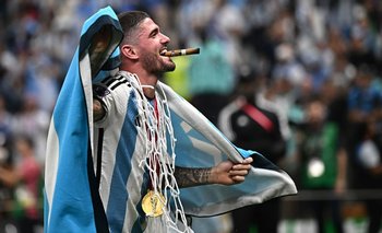 Rodrigo De Paul festeja el título de campeón del mundo con la selección argentina