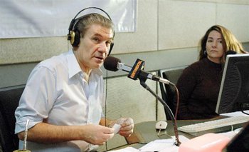 Víctor Hugo Morales en su programa de radio Continental, en 2009.