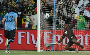 El Loco la picó en el último penal de Uruguay contra Ghana en Sudáfrica 2010