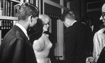 Marilyn Monroe y el entonces presidente de Estados Unidos, John F. Kennedy.