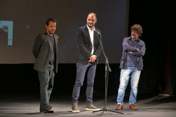 El director Hugo Prata, el productor Favio Zavala y el actor César Troncoso presentaron el filme