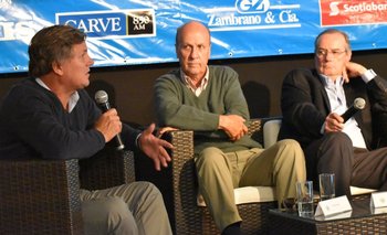 Alvaro Ferrés, Gabriel Capurro y Roberto Vázquez Platero en la conferencia<br>