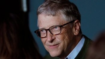 Bill Gates llamó a principios de 2021 a "las grandes naciones" a consumir "100% carne sintética".