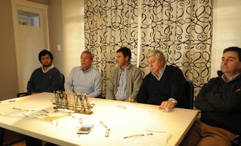 Guzman Bonavoglia, Gustavo Basso, Nicolás Ramos, Roberto Bonavoglia y Roger Camy.