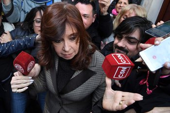 Former Argentina president Cristina Kirchner leaves her appartment on her way to court  in Buenos Aires, Argentina, on August 13, 2018. Kirchner appears before judge running inquiry into 