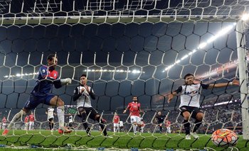 El gol del empate de Corinthians en San Pablo, que no le sirvió de nada por la regla del gol de visitante. AFP