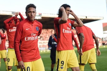 Neymar y Cavani en Guingamp