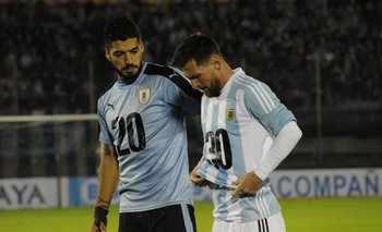 Suárez y Messi, juntos por el Mundial 2030