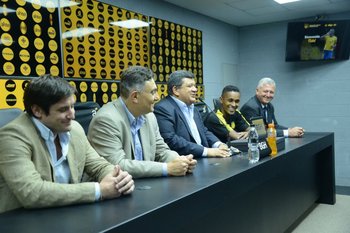 Pablo Sciarra, Isaac Alfie, Jorge Barrera, Fidel Martínez y Rodolfo Catino