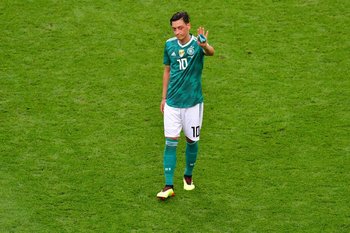 Özil dejó la selección alemana